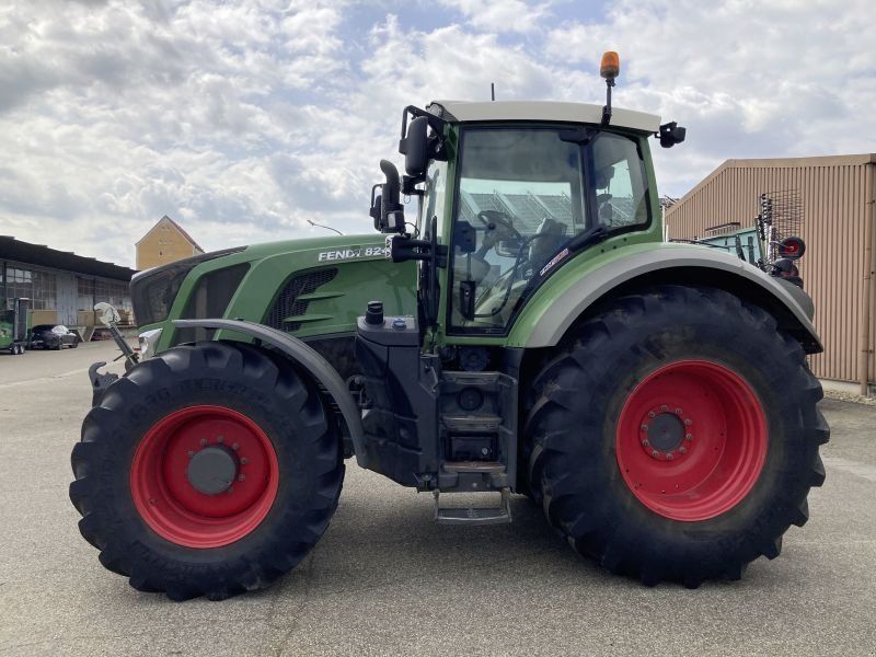 Fendt 824 VARIO S4 PROFI PLUS