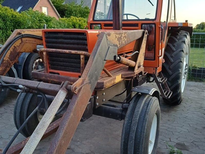 Fiat 880 fuldhydraulisk frontlæsser