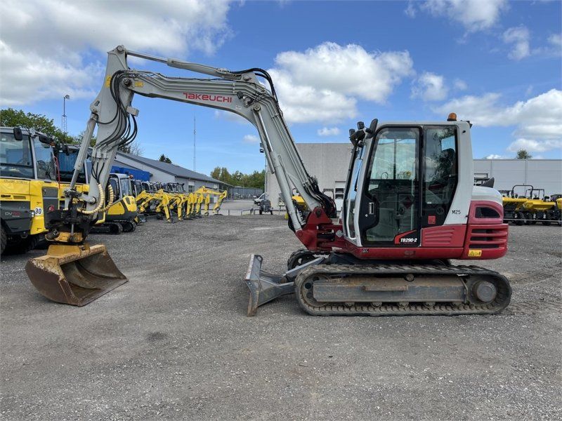 Takeuchi TB 290
