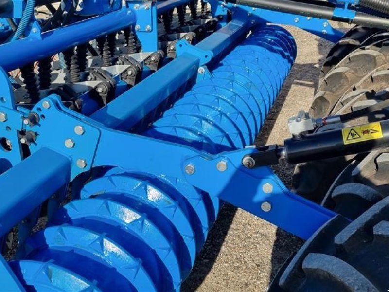 Lemken COMPACT SOLITAIR 4M BUGSERET M. GØDNING