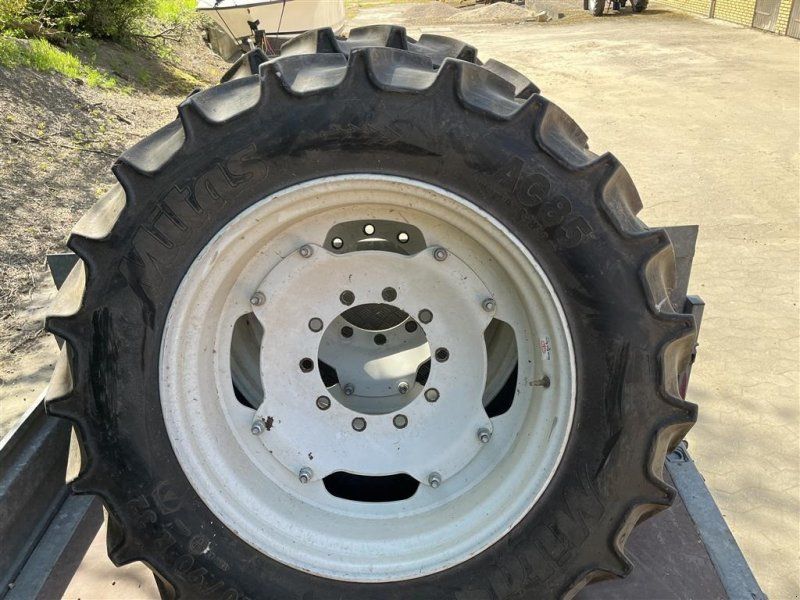 BKT 340/85R48 For 320/90 R32 kompletsæt