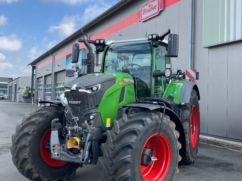 Fendt 724 Vario Gen7 Profi Plus