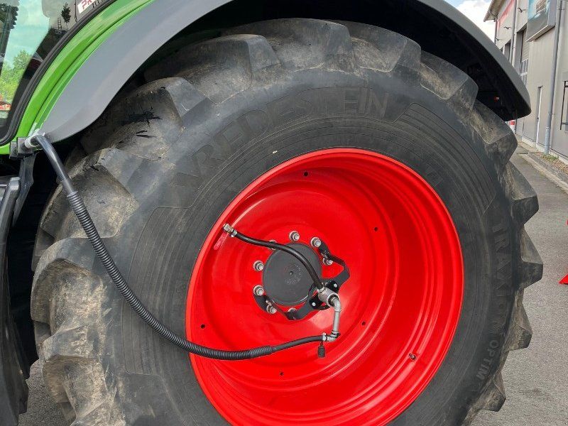 Fendt 724 Vario Gen7 Profi Plus