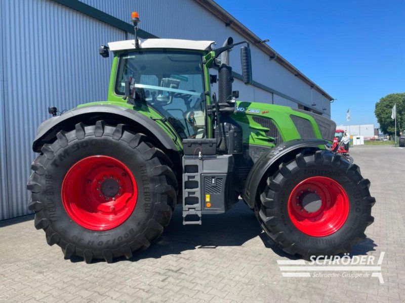 Fendt 828 VARIO S4 PROFI PLUS