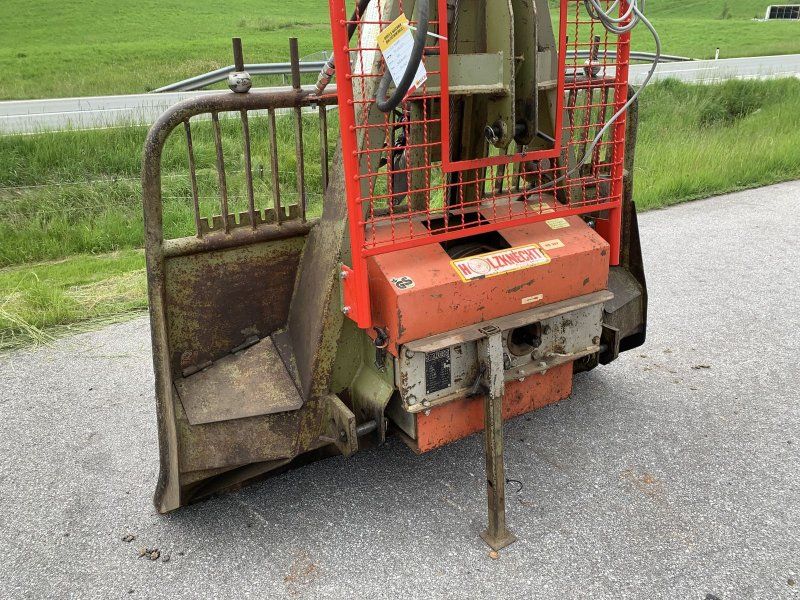 Holzknecht HS 307