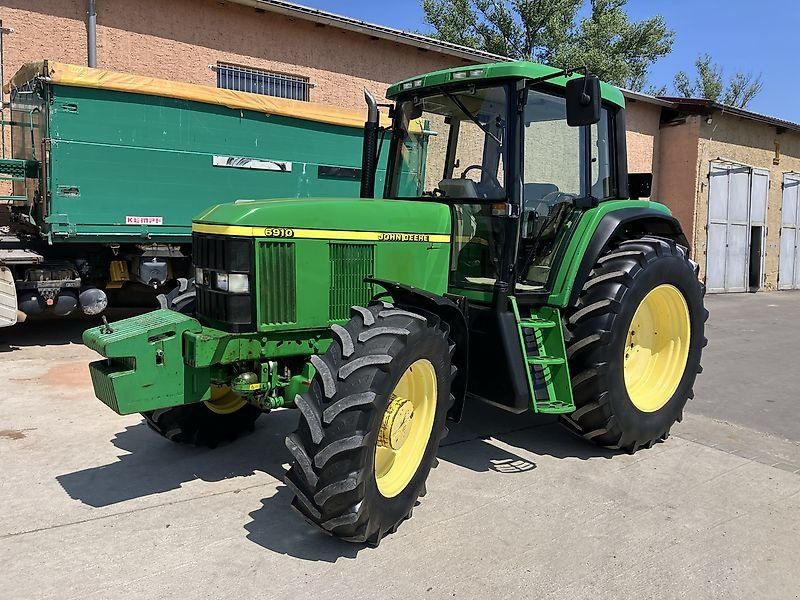 John Deere 6910 TLS, Powr Quad