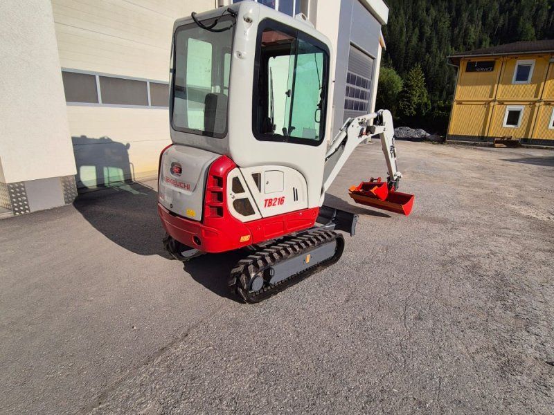 Takeuchi TB 216