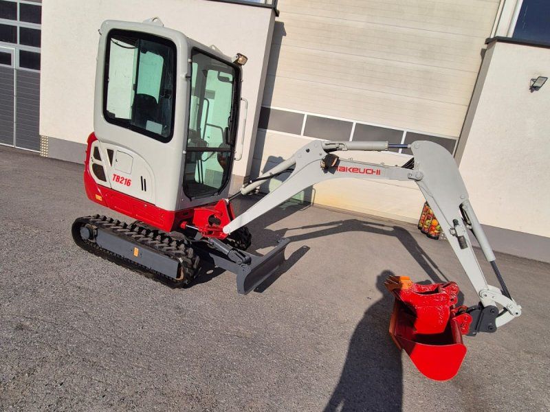 Takeuchi TB 216
