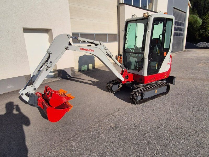 Takeuchi TB 216