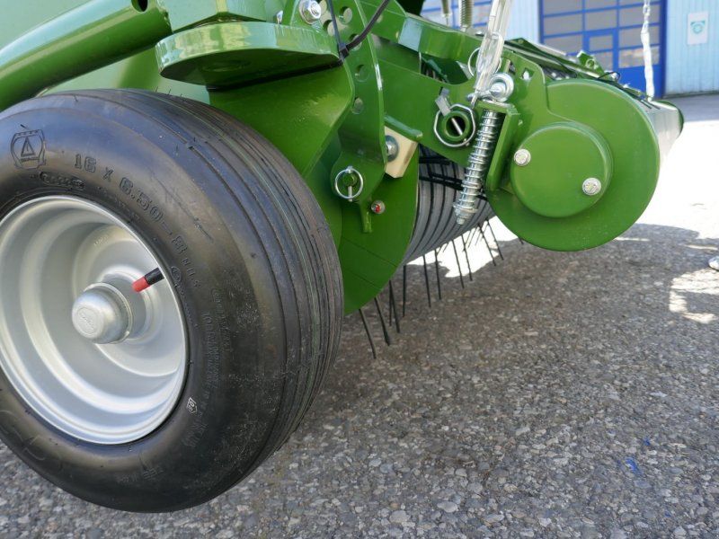 Krone Comprima V 150 XC Plus