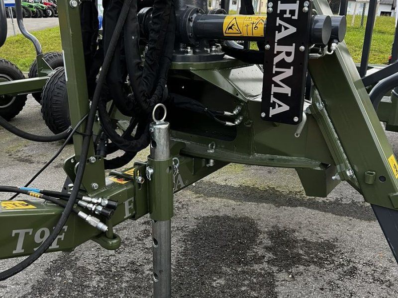 Farma T9F mit C 6,7m G3 Kran