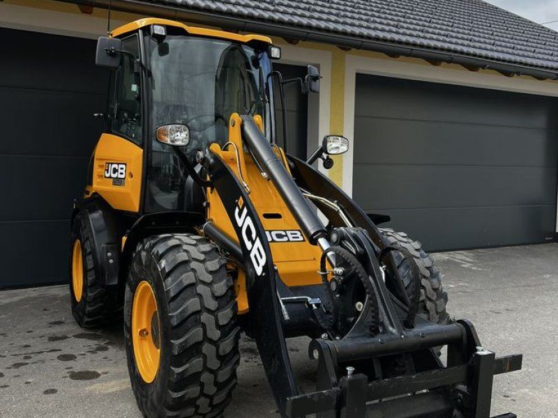 JCB 409 StageV