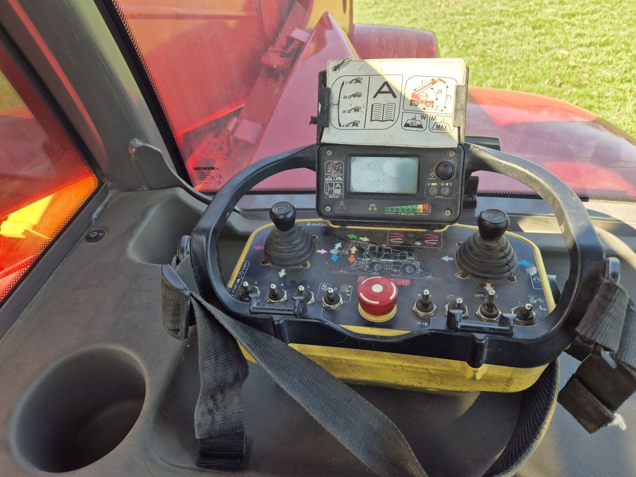 Manitou MRT 2150 + Privilege remote control en Manitou MT 9.32