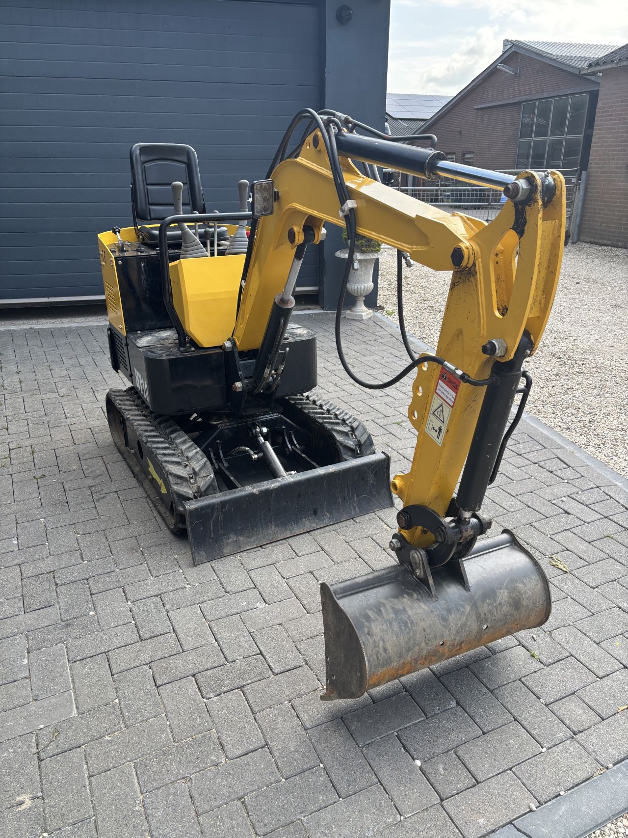 Minigraver graafmachine Jpc HT 10