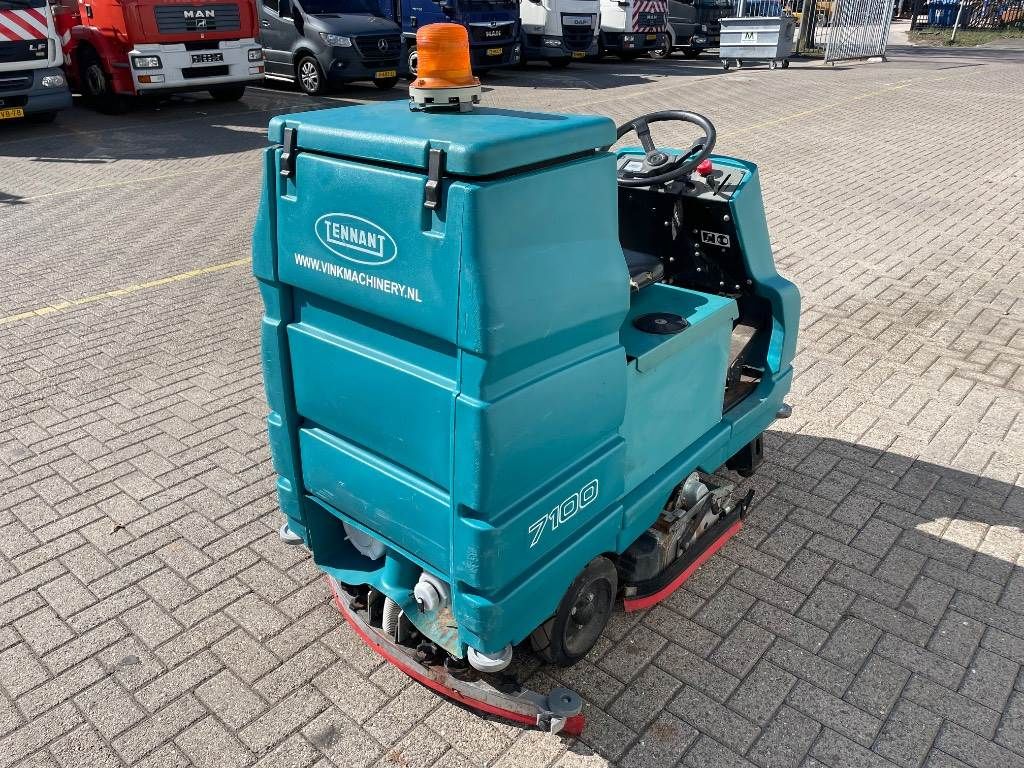 Tennant 7100
