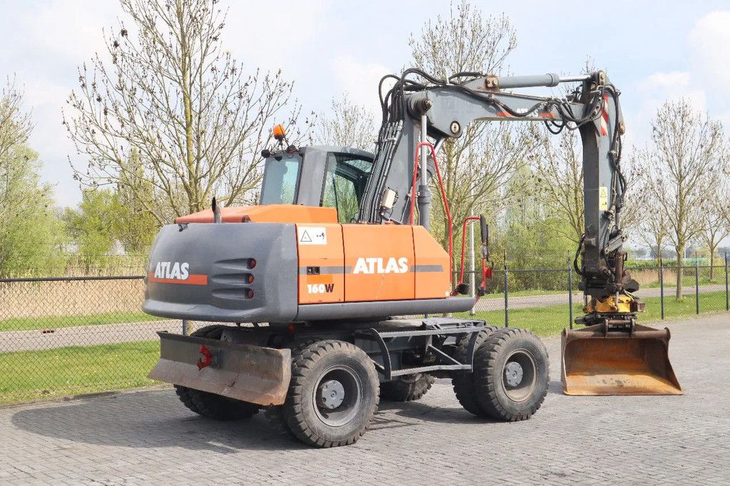 Atlas 160W | ROTOTILT | GRIPPER | BUCKET | DOZER BLADE