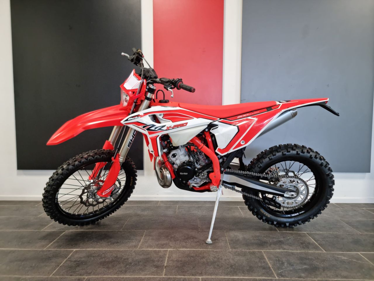 Beta 200 RR 2T X-Pro Enduro - Modeljaar 2025 - Demo - 160 km