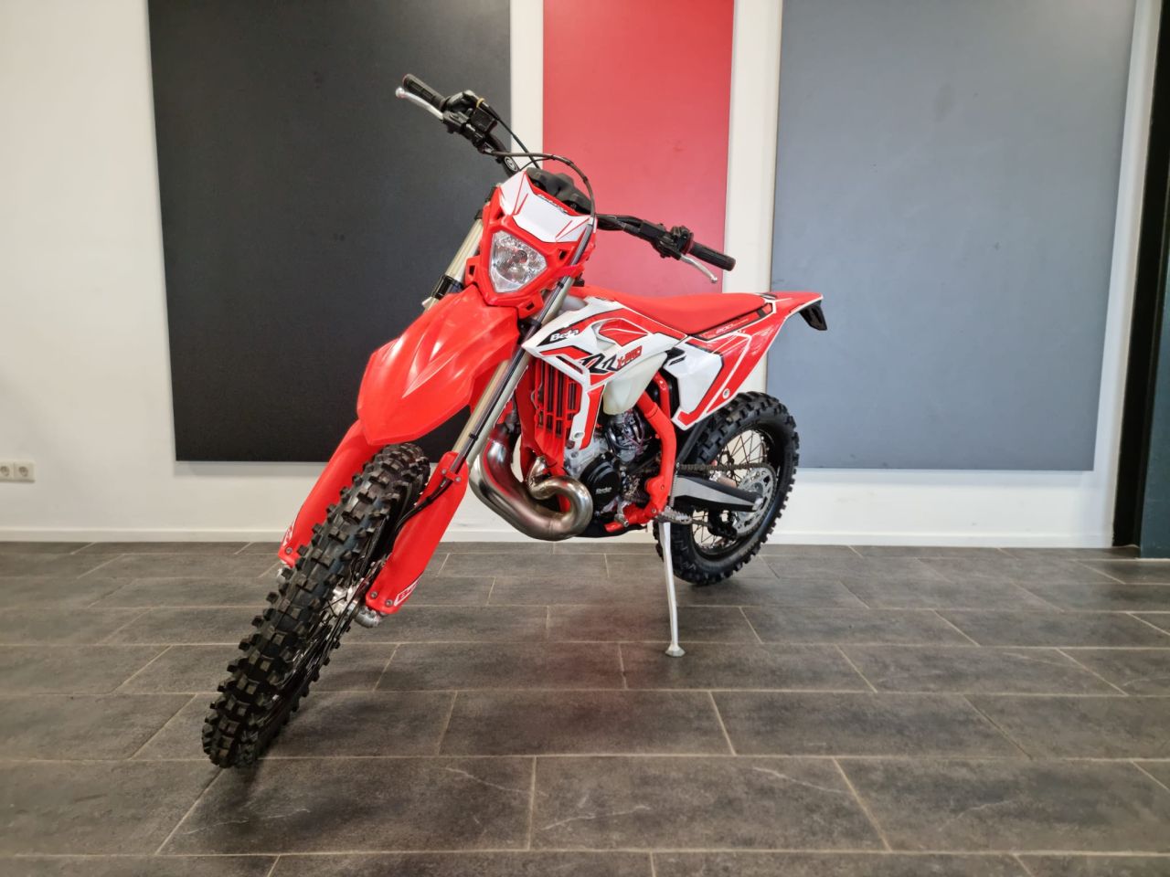 Beta 200 RR 2T X-Pro Enduro - Modeljaar 2025 - Demo - 160 km
