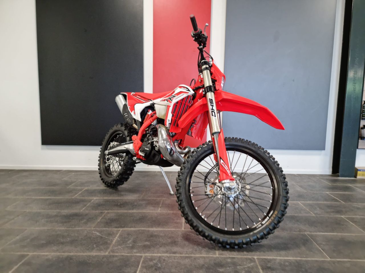 Beta 200 RR 2T X-Pro Enduro - Modeljaar 2025 - Demo - 160 km