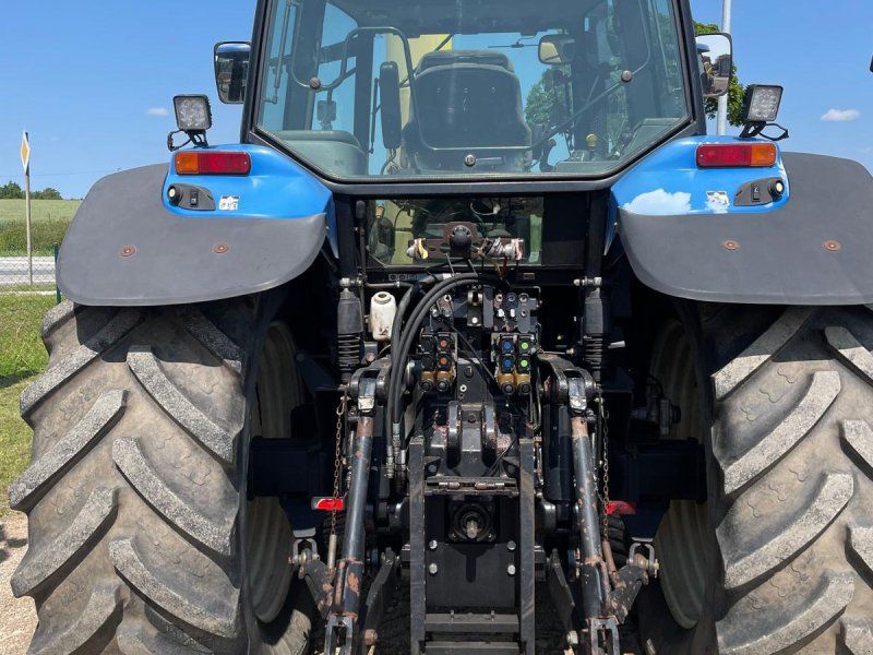 New Holland TM 190