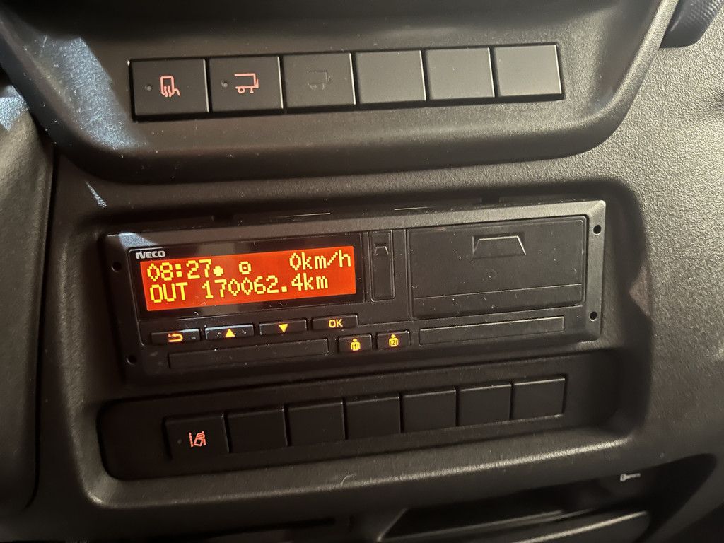 Iveco 70C18 3.0 Automaat Bakwagen / Dhollandia Laadklep / Euro 6 / Luchtvering / Airco / Camera / Cruise Control / Zijdeur