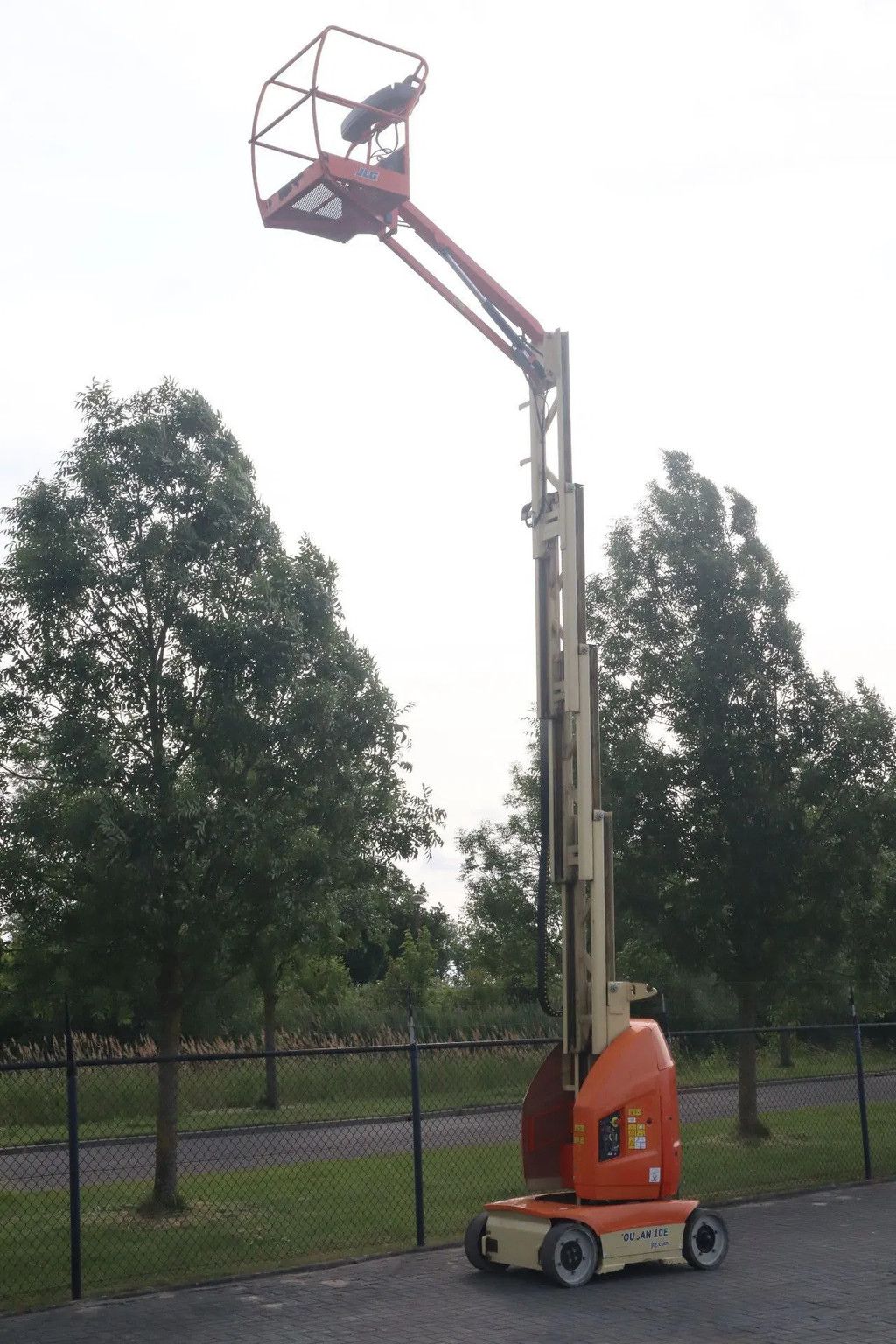 JLG TOUCAN 10E | T10E | 10 METER | GOOD CONDITION