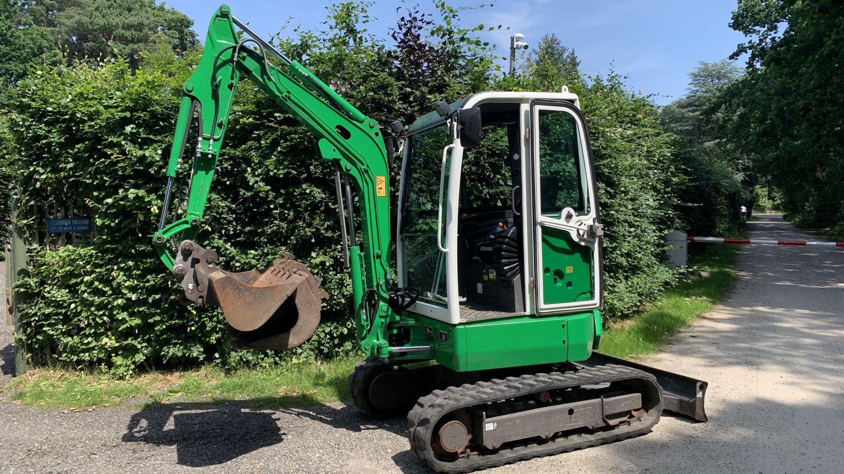 VOLVO ECR25D Minigraver sloop sorteer met 3 Bakken