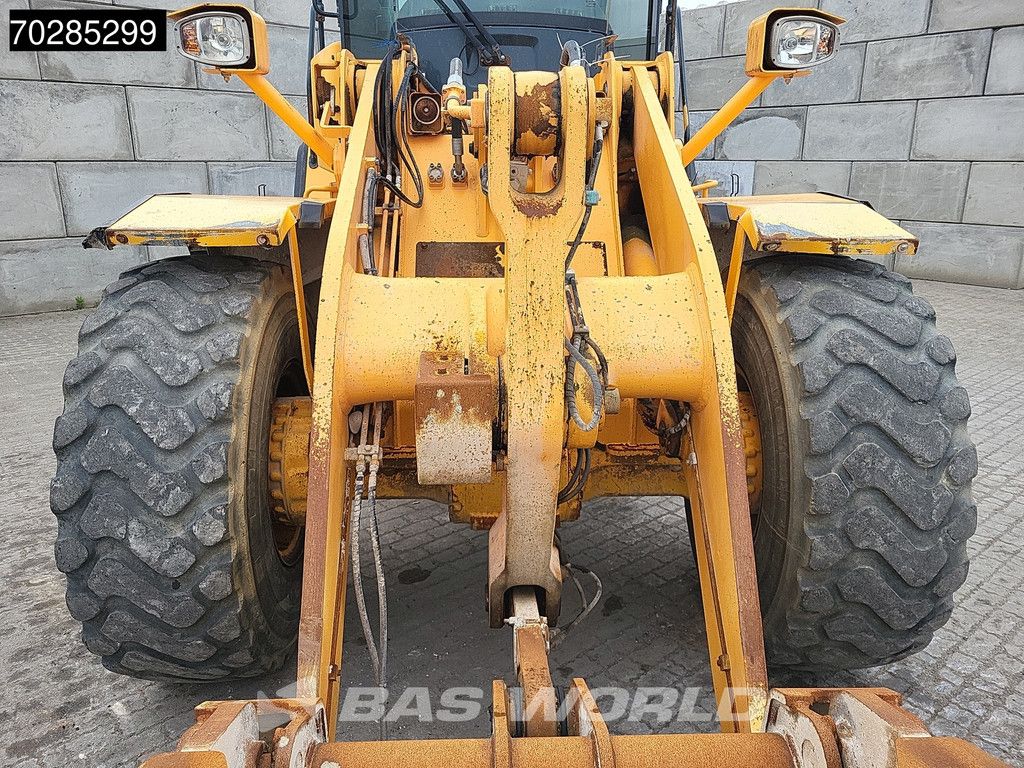 Hyundai HL955