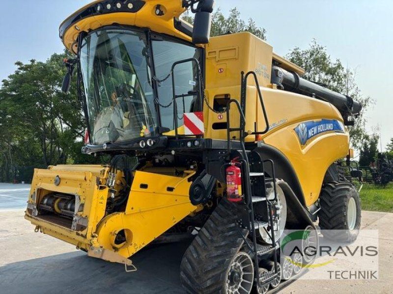 New Holland CR 9.90 RAUPE