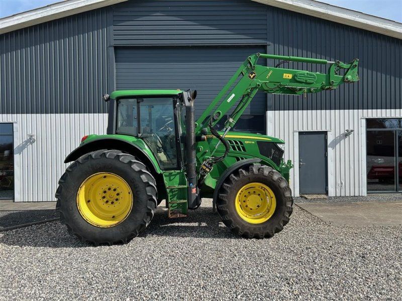 John Deere 6150M Front PTO og Frontlæsser