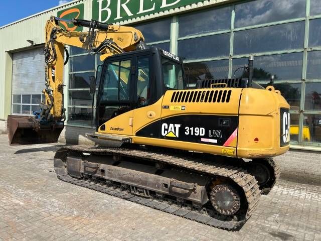 CAT 319 D