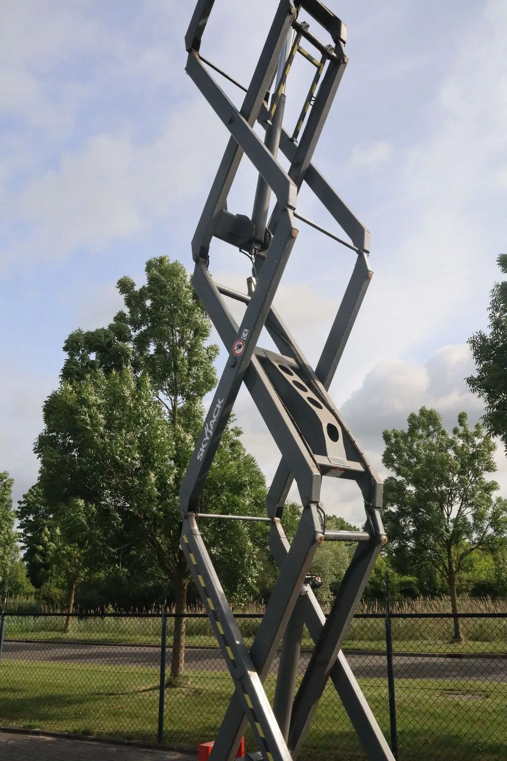 Skyjack SJ III 4626 | 9.75 METER | 454 KG