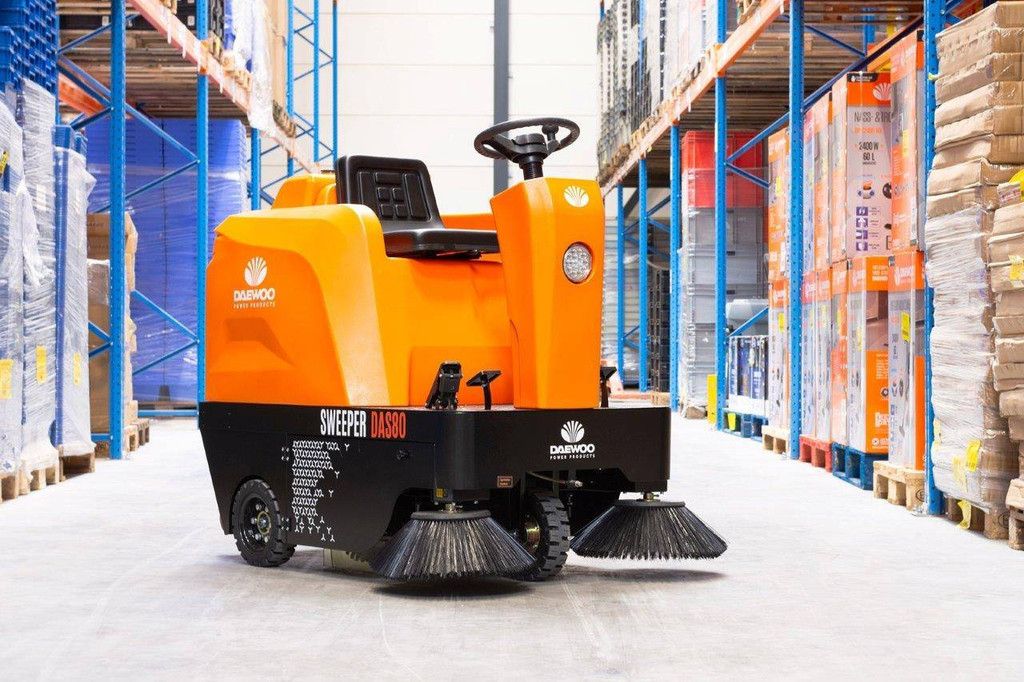 Kehrmaschine Daewoo Das80 Electric 700W 2024 Neu