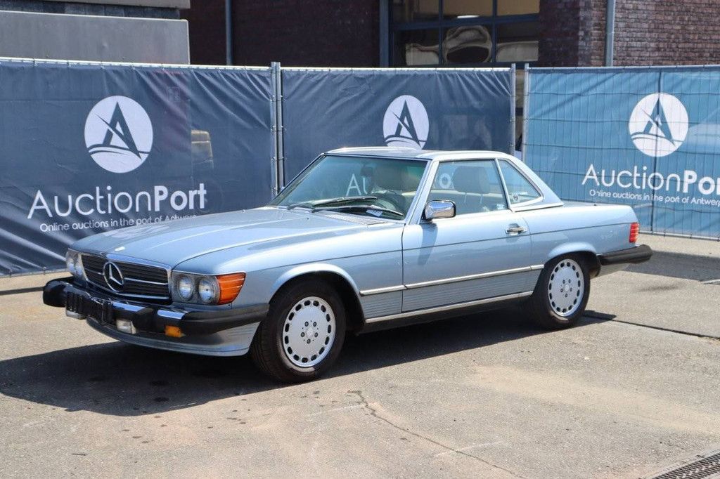 Mercedes-Benz 560 SL Benzin 2007 (Marge)