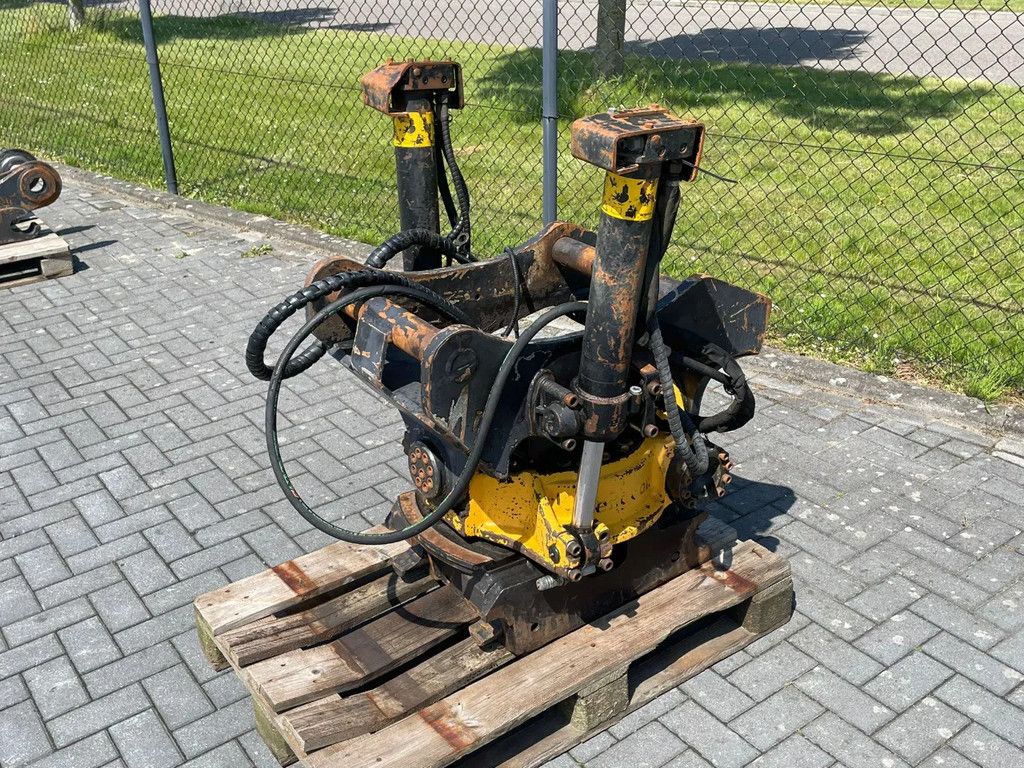 ENGCON EC226 | S70 | TILT ROTATOR | ROTOTILT