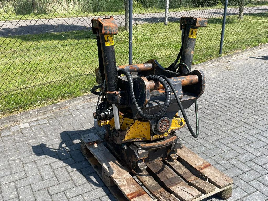 ENGCON EC226 | S70 | TILT ROTATOR | ROTOTILT