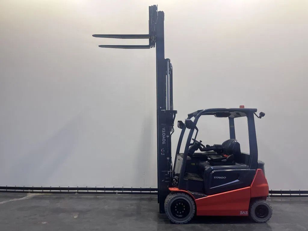 Toyota 9 FMBK 30 T ONGEBRUIKT