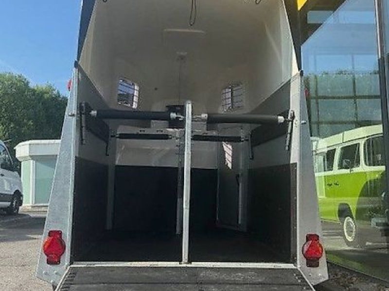 Humbaur Xanthos Aero Pferde 2,4t ALU 1. Hand