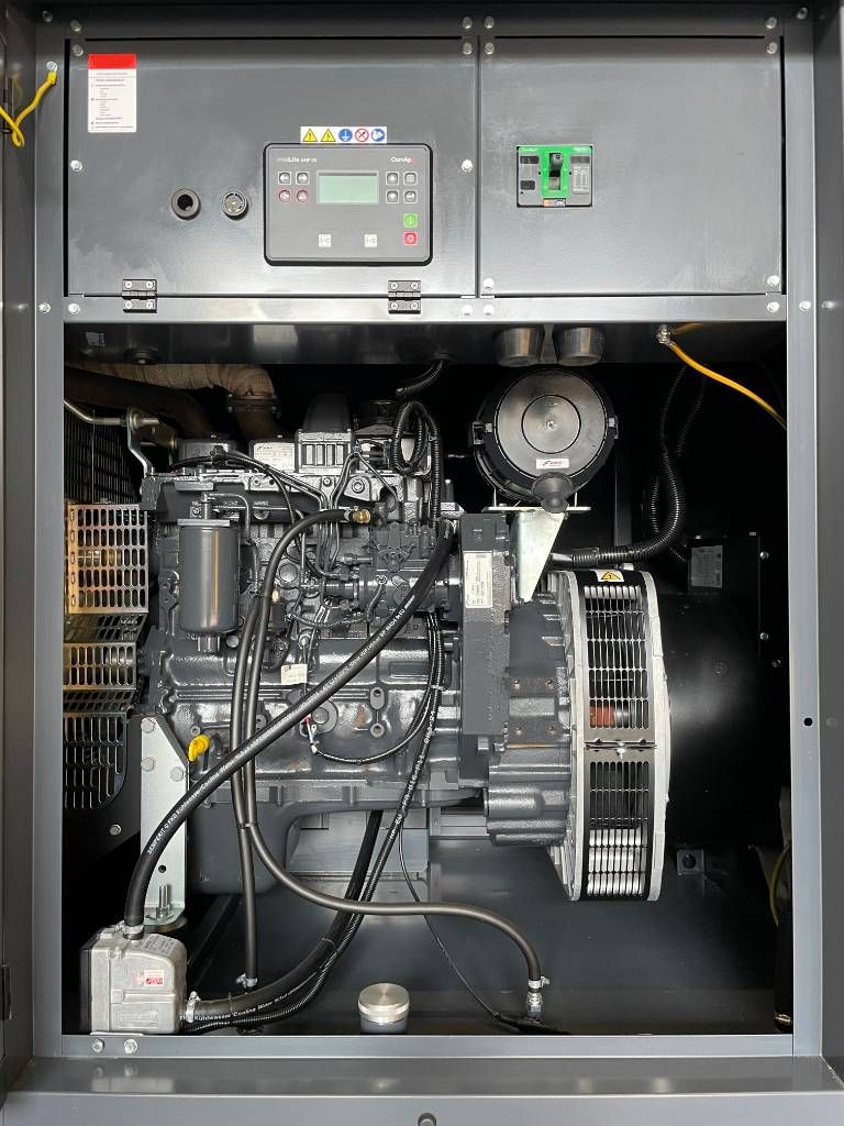 Iveco NEF45SM2 - 88 kVA Generator - DPX-17551