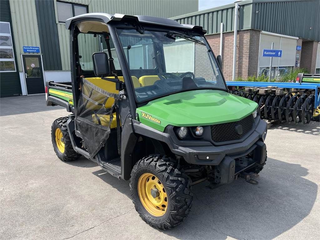 John Deere XUV865M