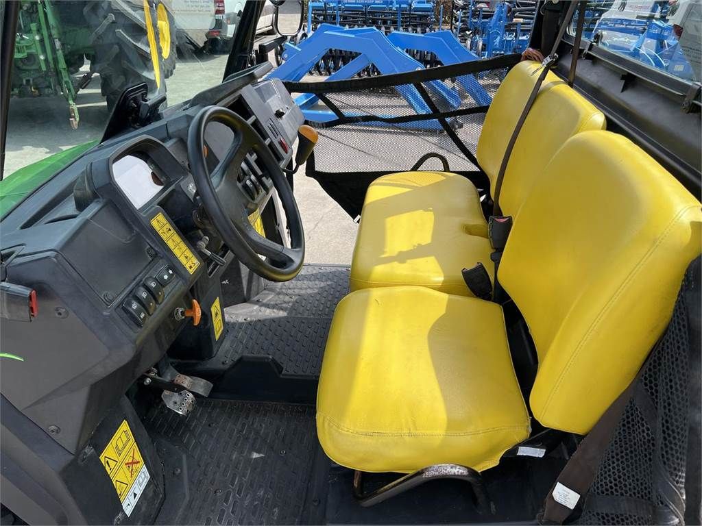 John Deere XUV865M