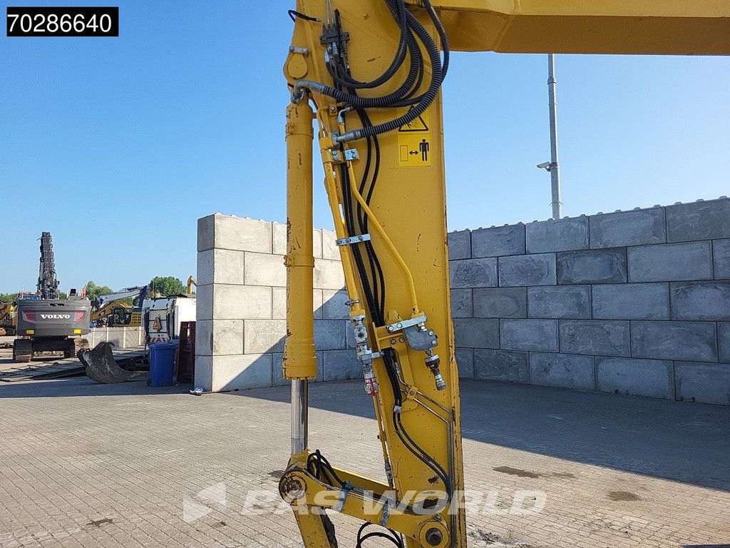 Komatsu Select PC210 LC-11 LIFT CABIN