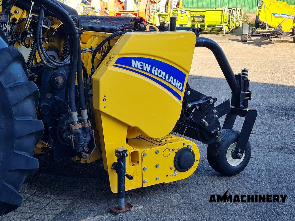 New Holland 300FP pick up