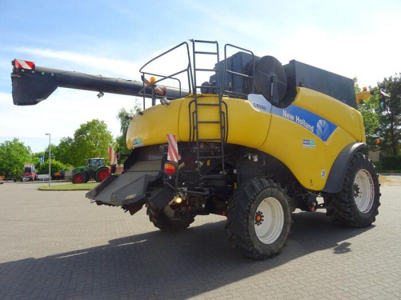 New Holland CR 980