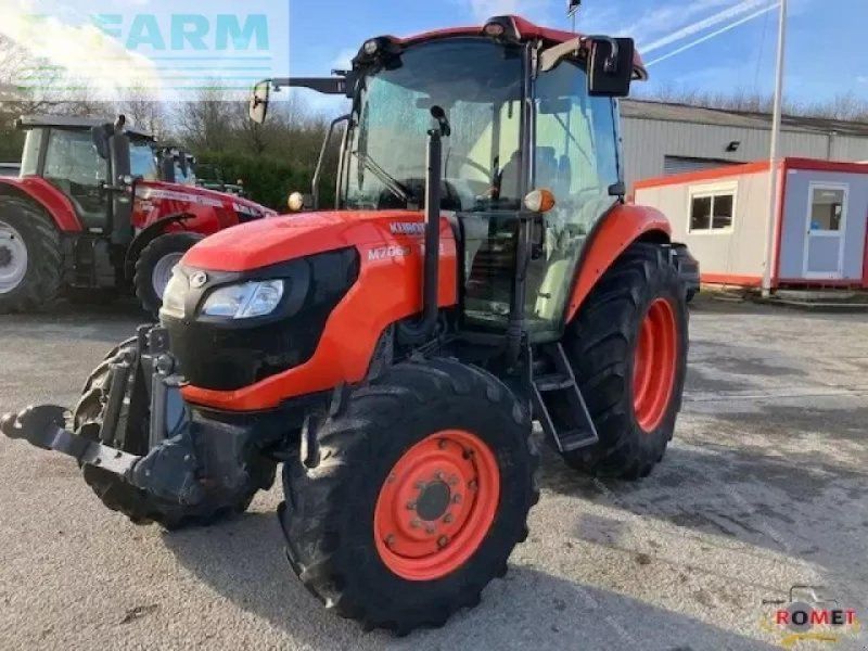 Kubota m7060