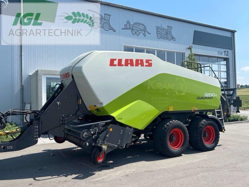 Claas Quatrant 3200 FC