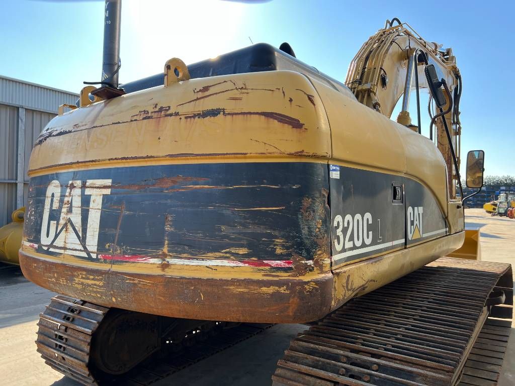 CAT 320C L