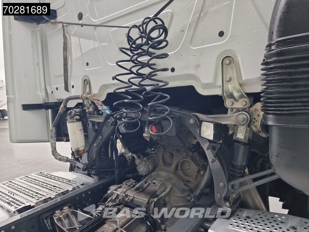 Mercedes Actros Actros 1851 4X2 BigSpace 2x Tanks