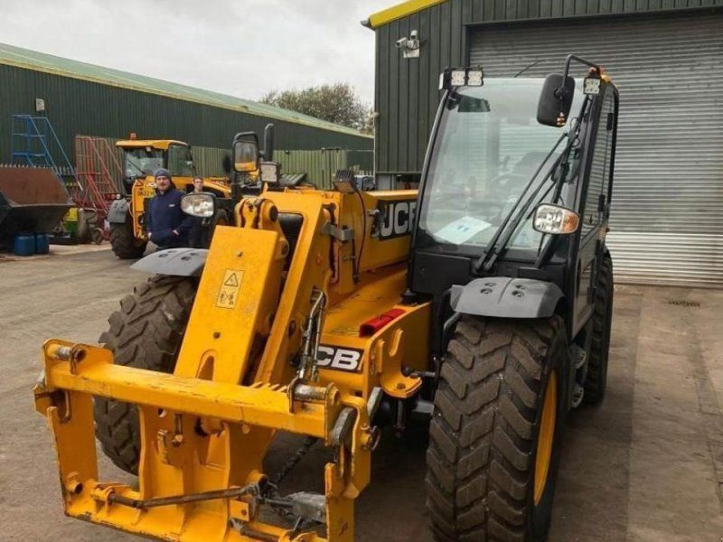 JCB 542-70