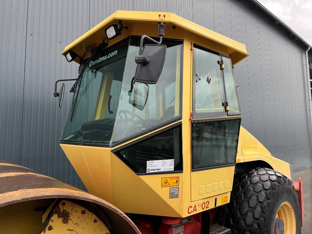 Dynapac CA302D